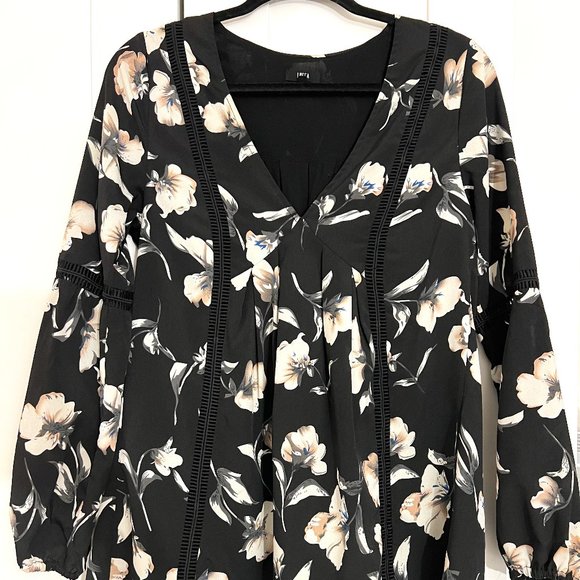 Lucca Couture Dresses & Skirts - Lucca Casual Floral Short Black Dress A-line long sleeve XS